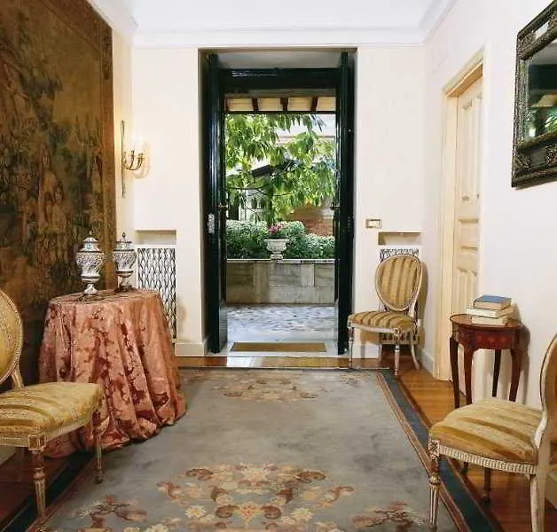 Suite Oriani Róma 3*,