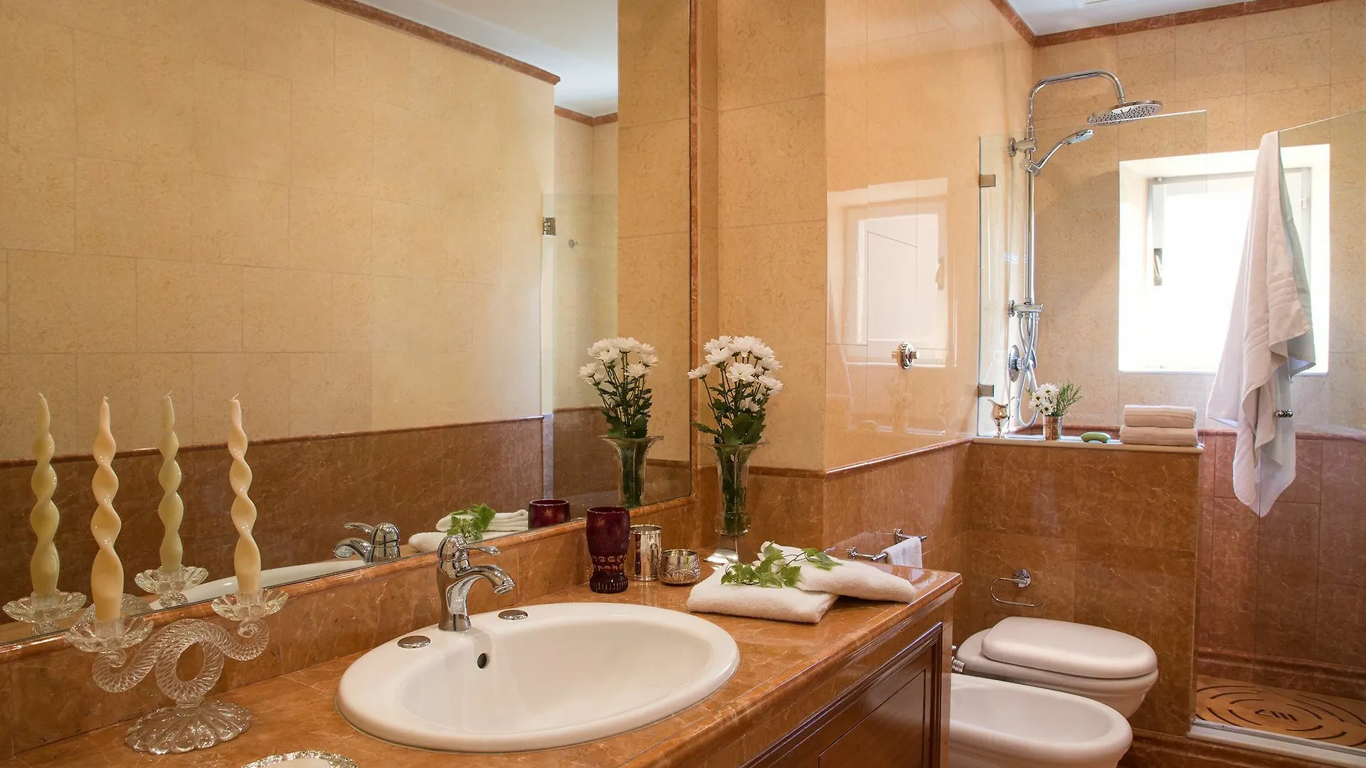 Suite Oriani Róma Panzió